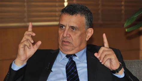 إدانة الصحفي الطاوجني بسنتين حبساً بسبب شكاية وزير العدل والعلاقات الرضائية